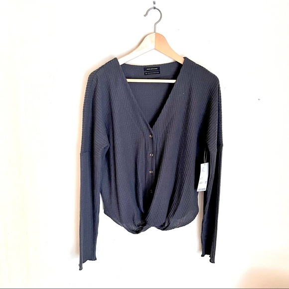 NWT Urban Outfitters Cropped Cardigan Sweater - Picture 1 of 9